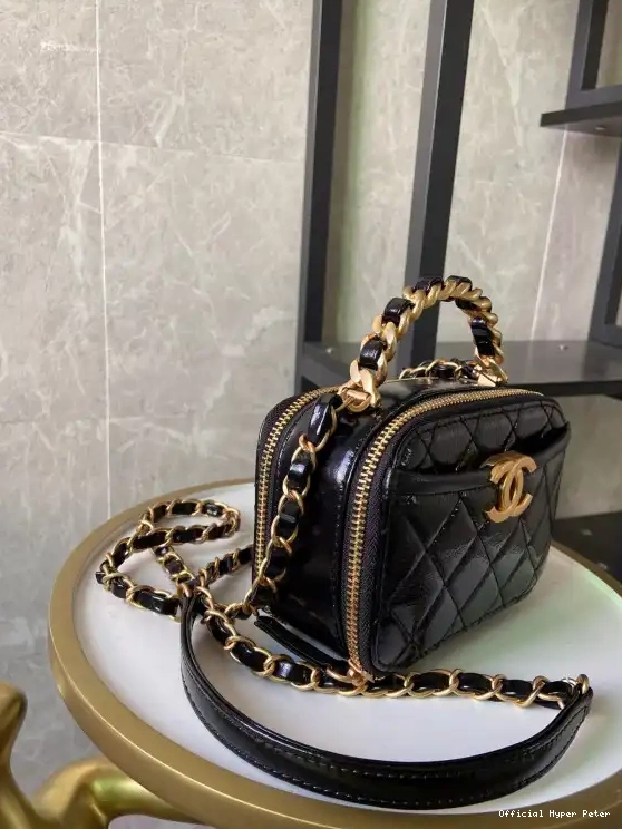 HyperPeter VANITY CHANEL CASE SMALL 0527